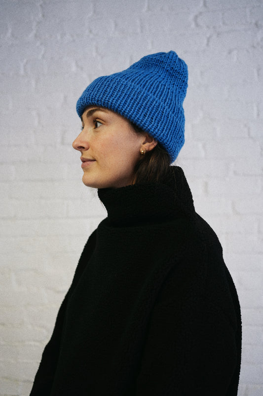 Extra thick Alpaca/Acrylic blend beanie - Bright Blue