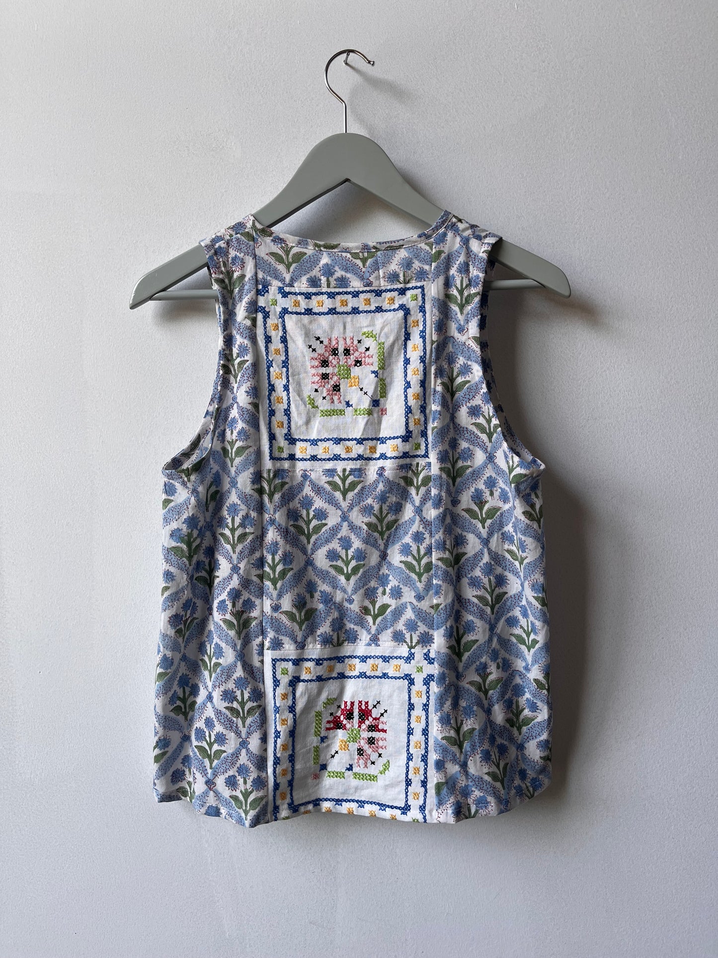 Sleeveless button up top - blockprint & cross stitch - Size Small