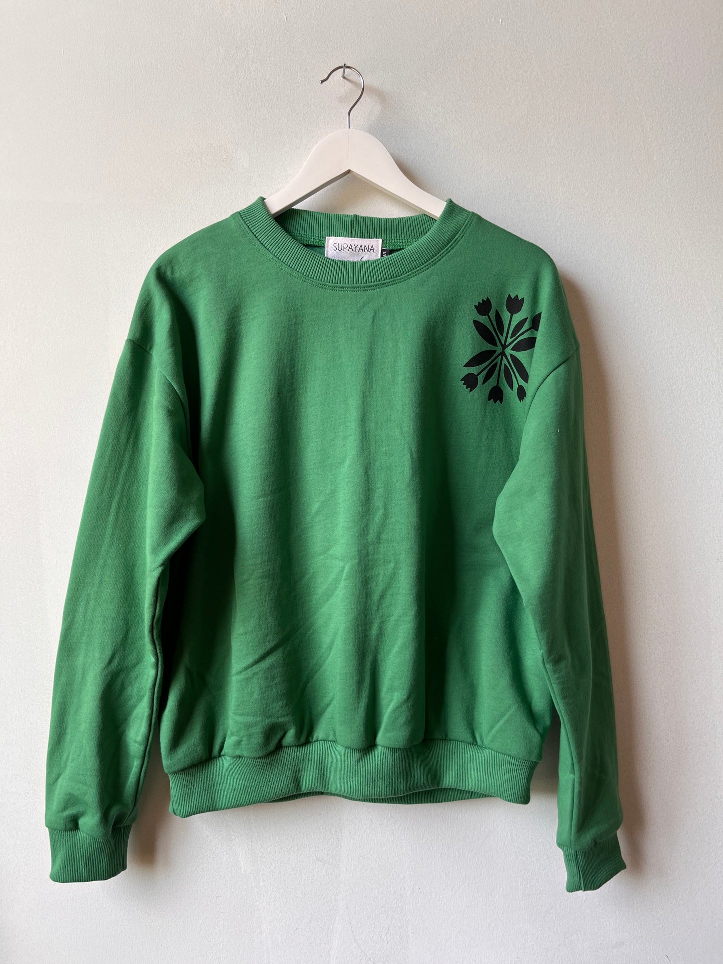 Organic cotton tulip sweatshirt -M/L and XL