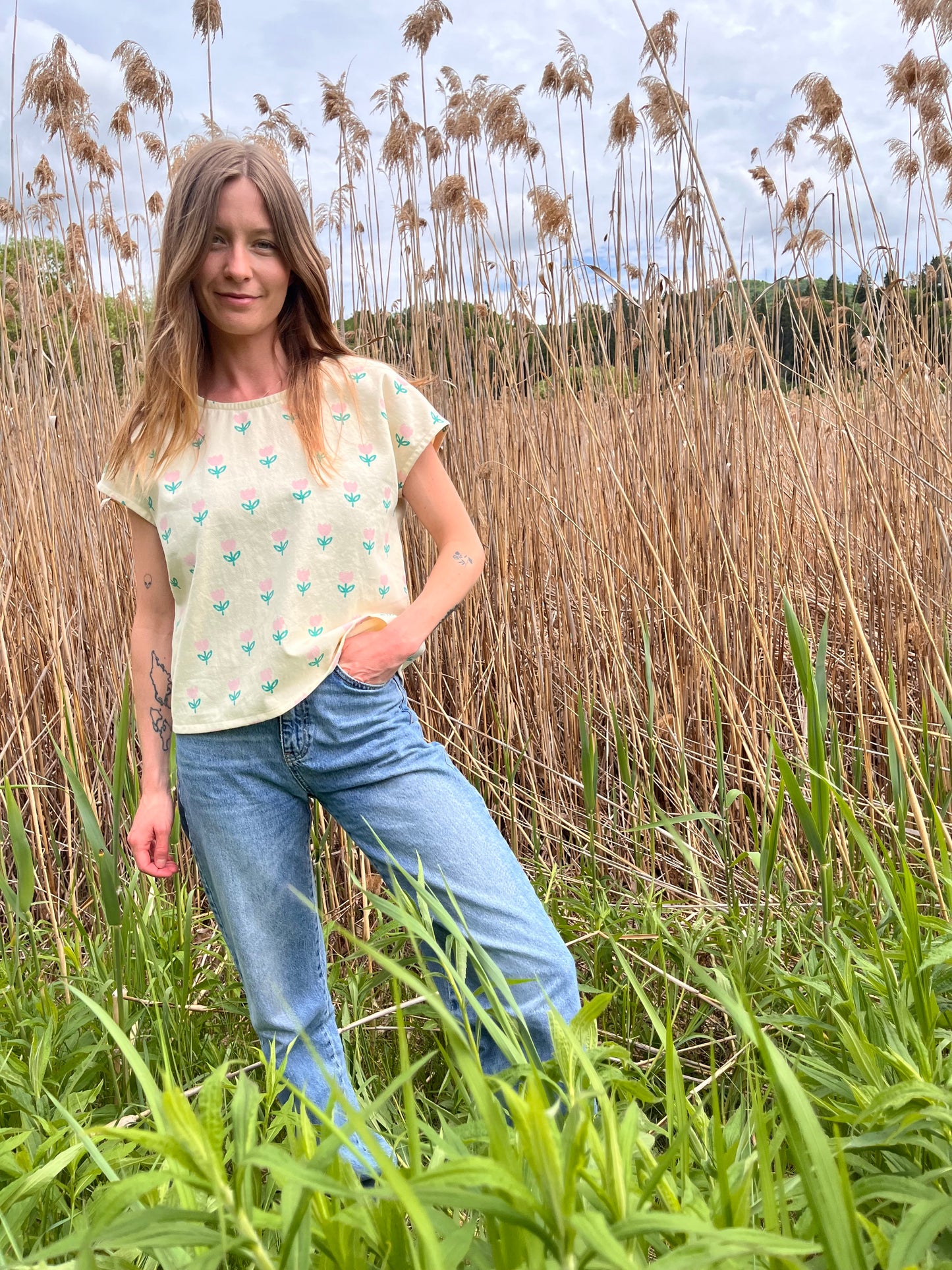 Boxy short sleeve- tulip print twill