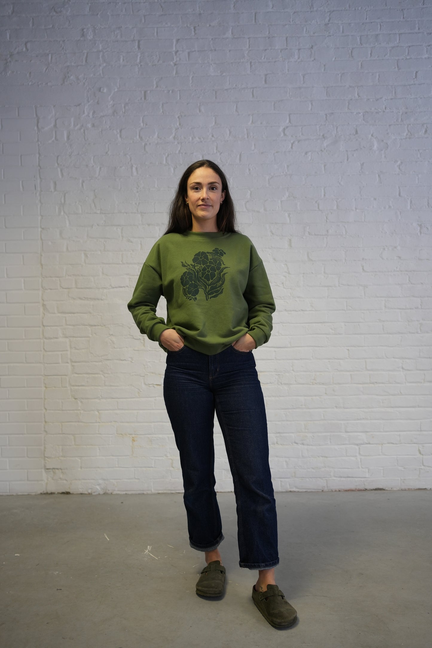 Organic cotton flower sweatshirt - washed green