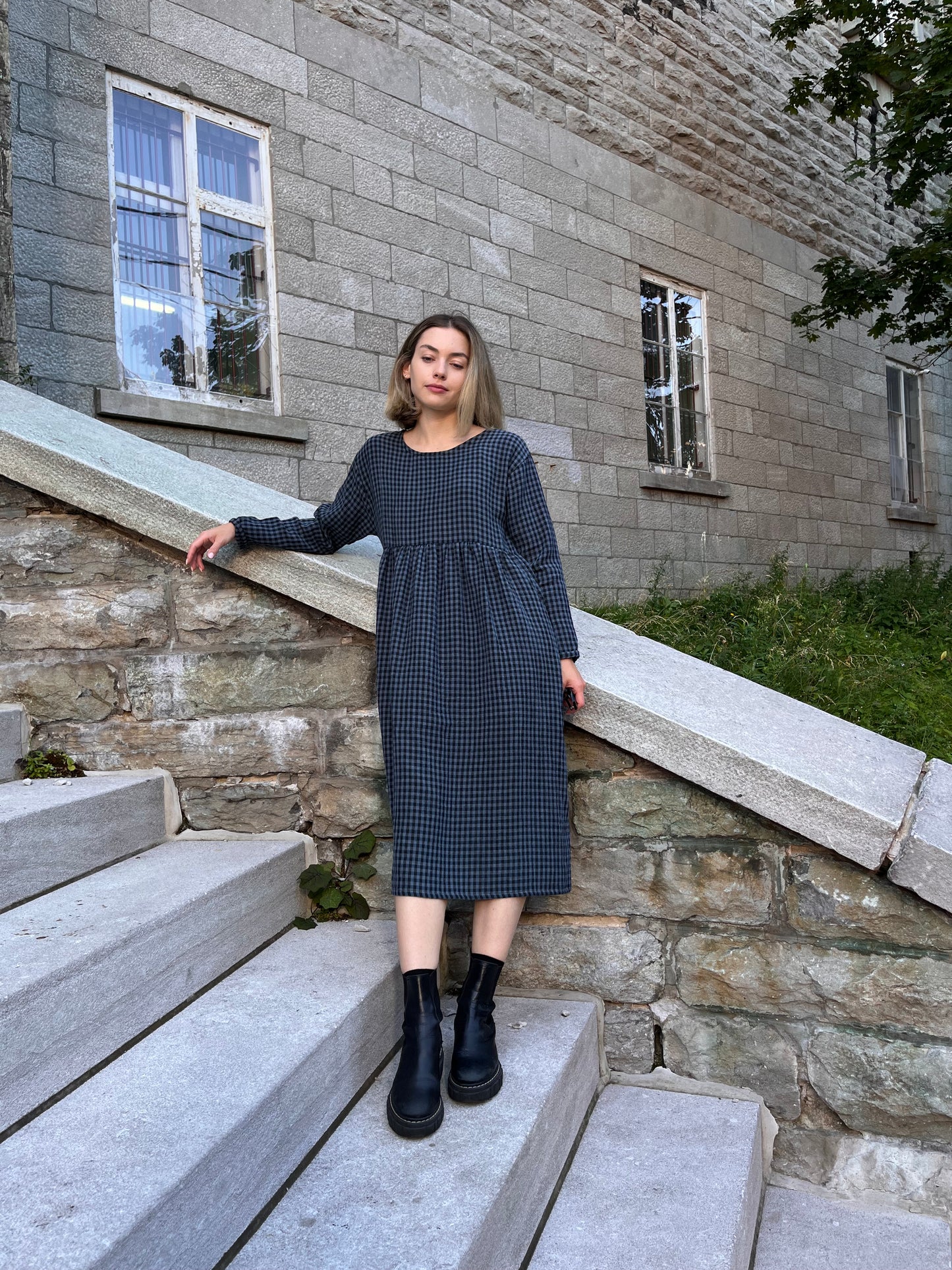 Robe en double gaze de coton biologique à carreaux- Minuit