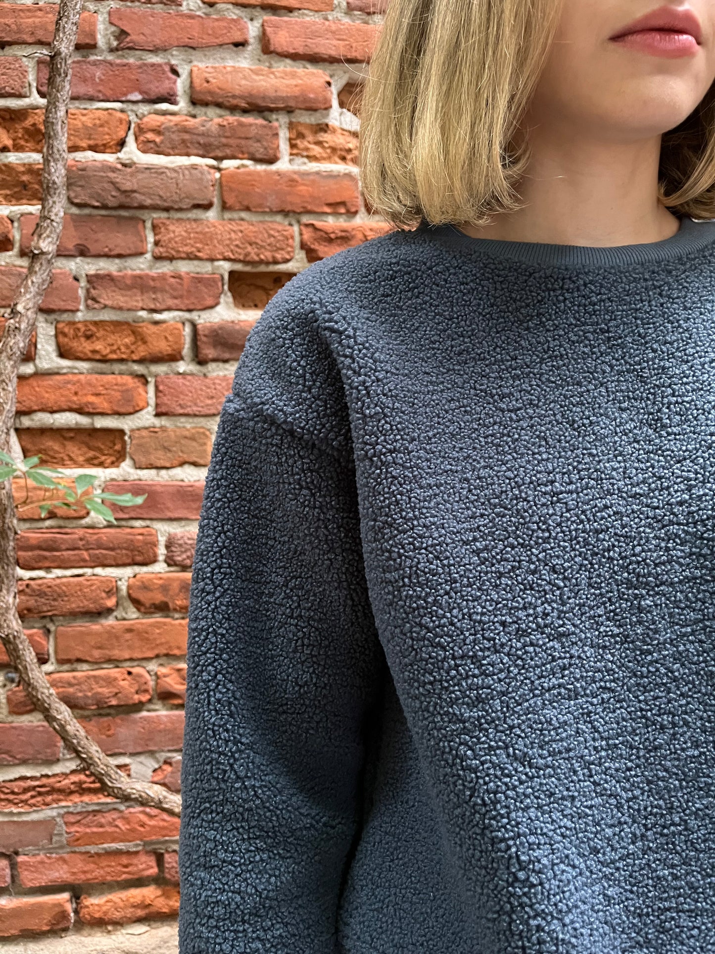 Extra thick sherpa crewneck- Smoky blue