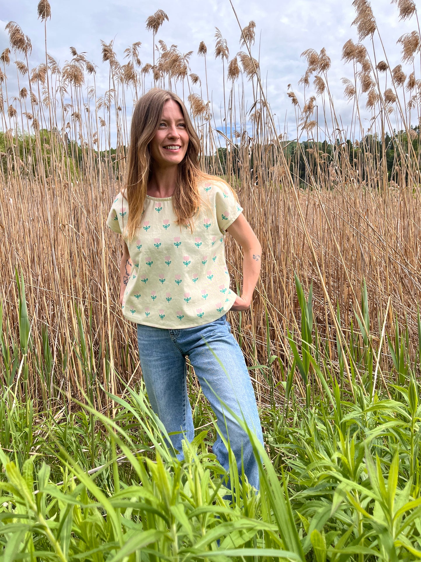 Boxy short sleeve- tulip print twill