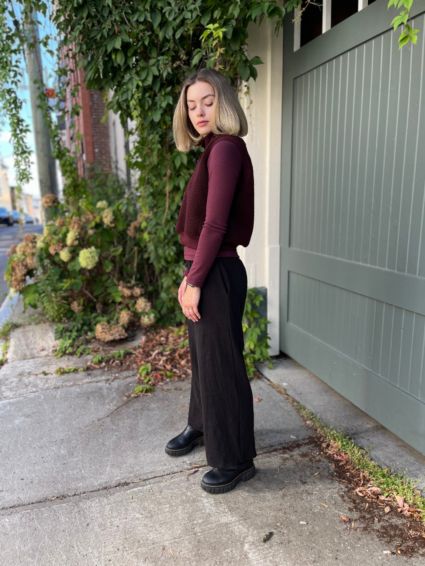 Sherpa pullover vest - Dark Burgundy