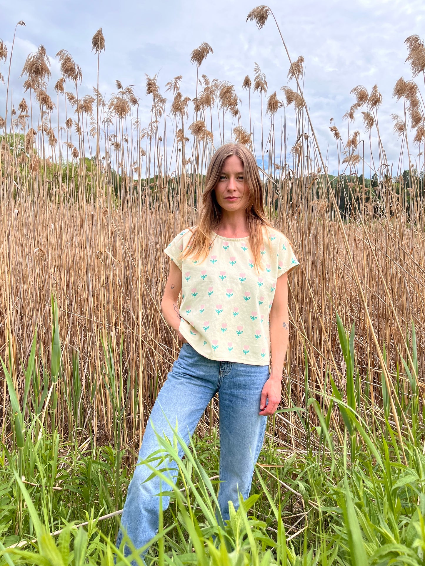 Boxy short sleeve- tulip print twill