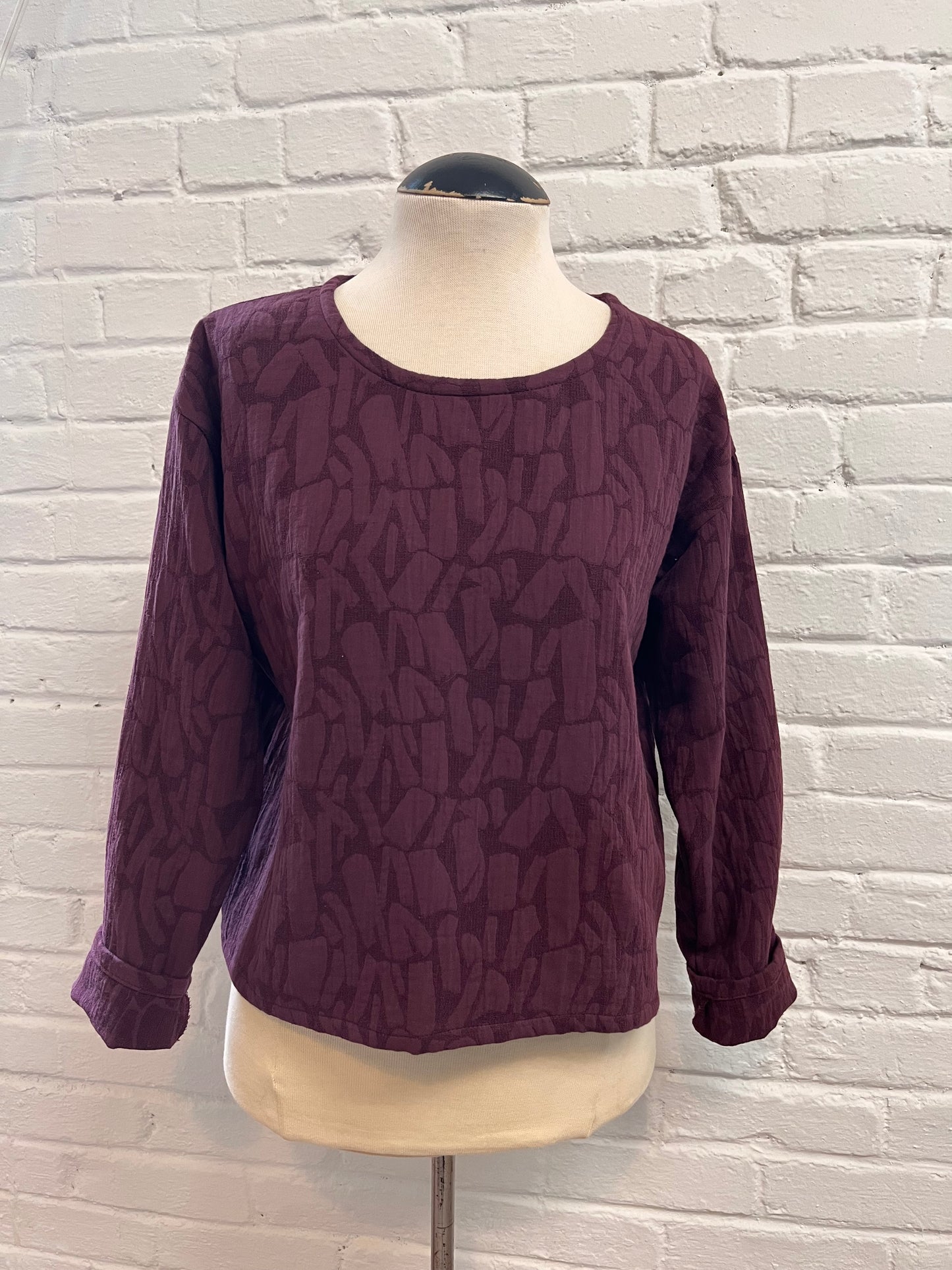 Long sleeve textured top- Plum