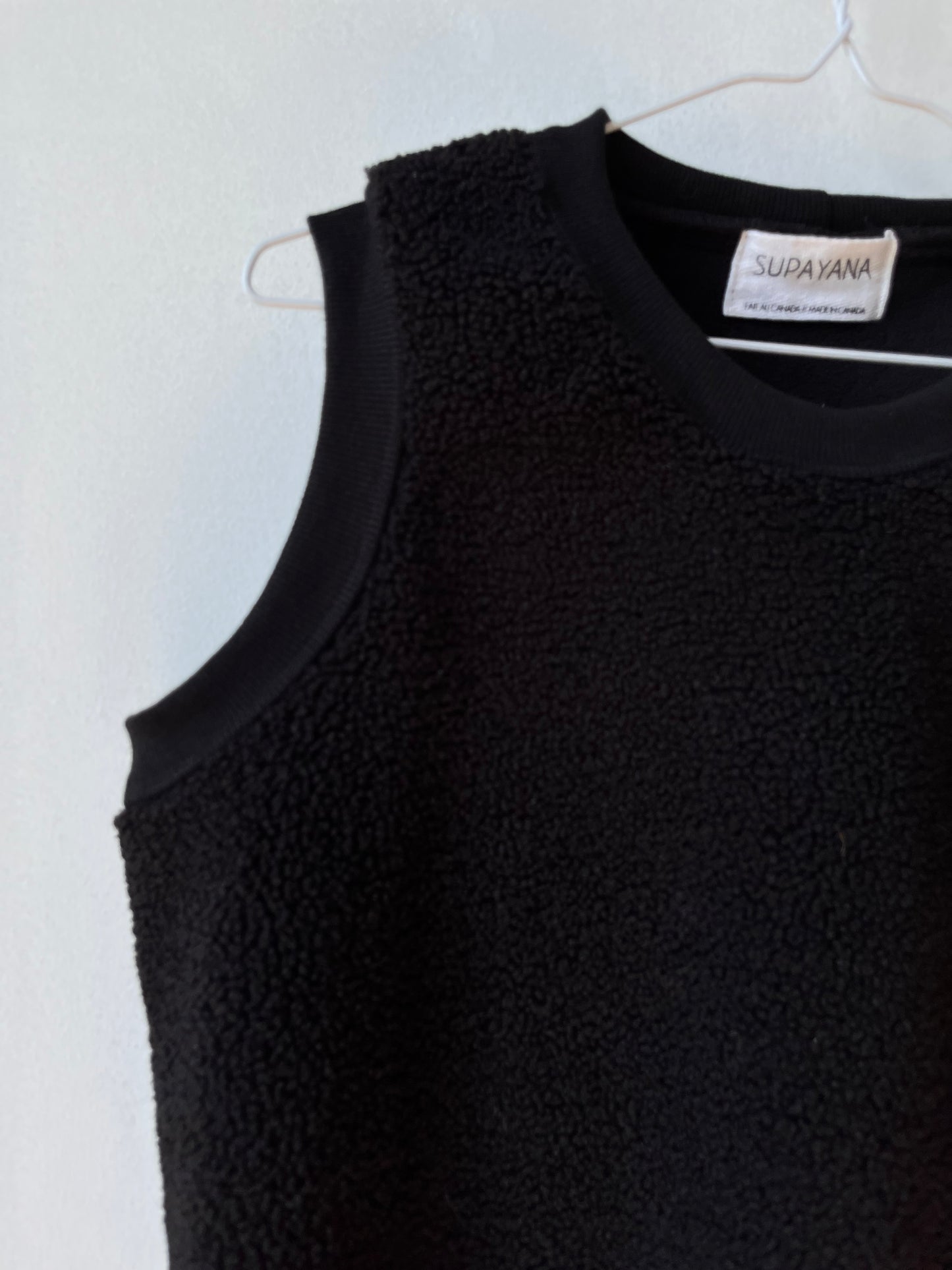 Sherpa pullover vest - Black