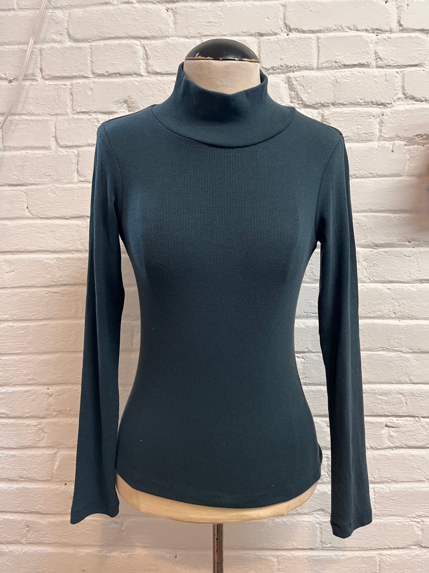 Ribbed mock neck long sleeve shirt- Lagoon