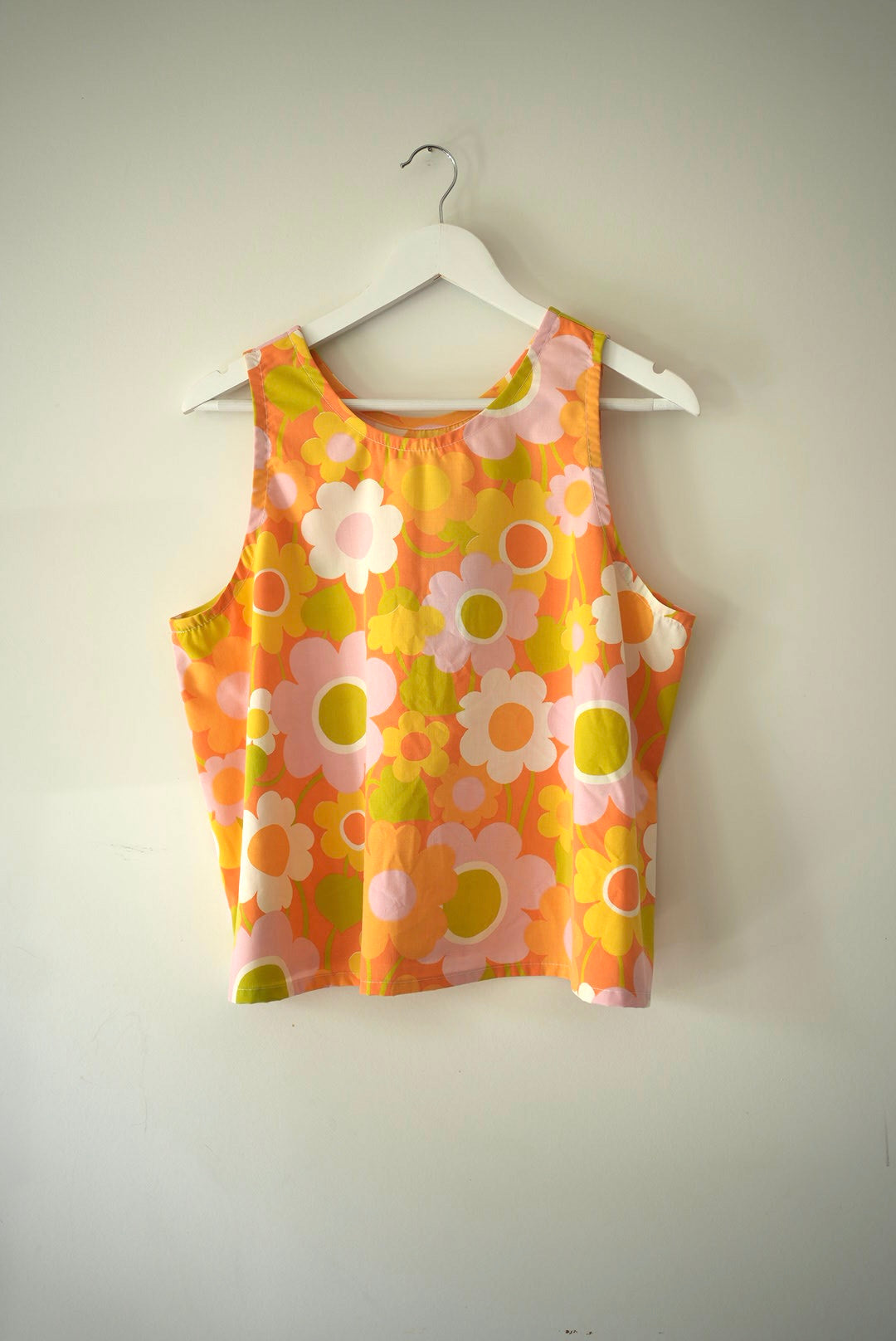 bright orange 70s floral bedsheets sleeveless tank- X Large