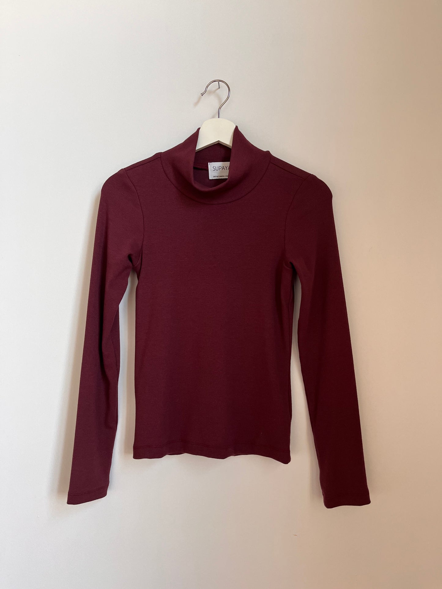 Ribbed mock neck long sleeve shirt- Burgundy