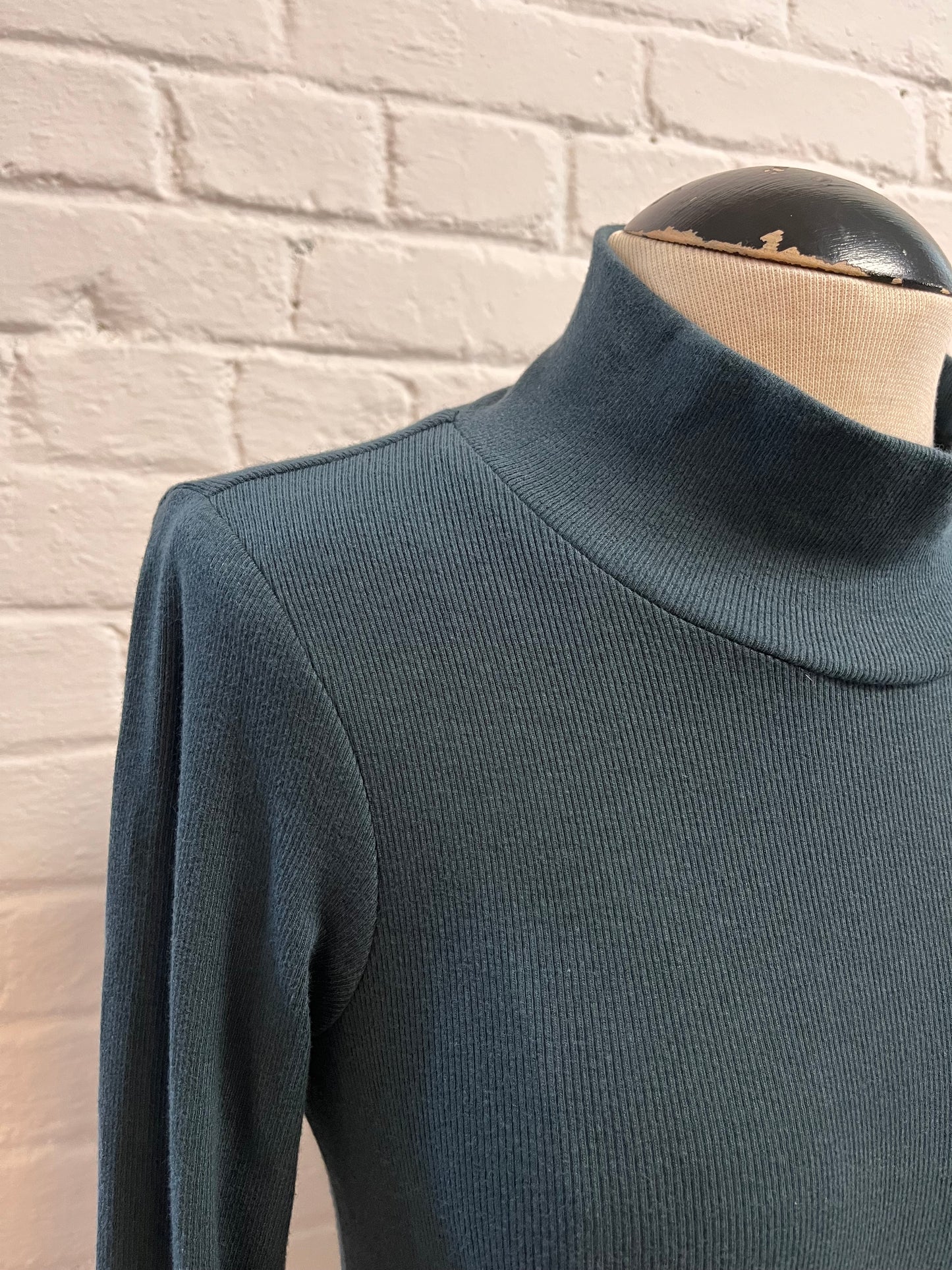 Ribbed mock neck long sleeve shirt- Lagoon