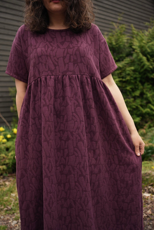 Textured plum short sleeve dress- S/M ready to ship