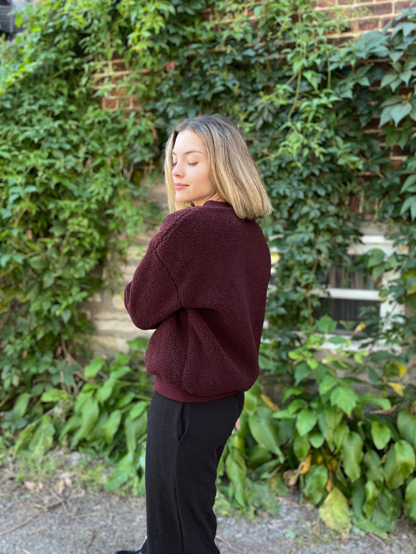 Extra thick sherpa crewneck- Dark Burgundy