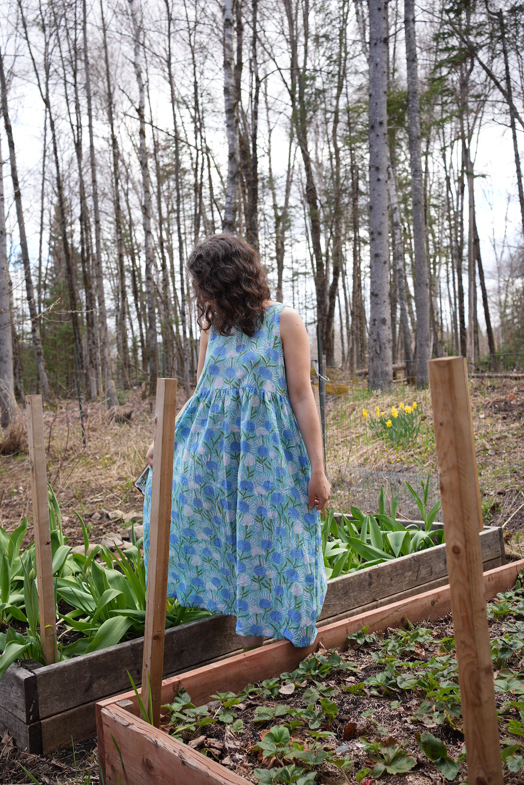 Robe à imprimé floral bleu - Une en taille PETIT, une en taille GRAND