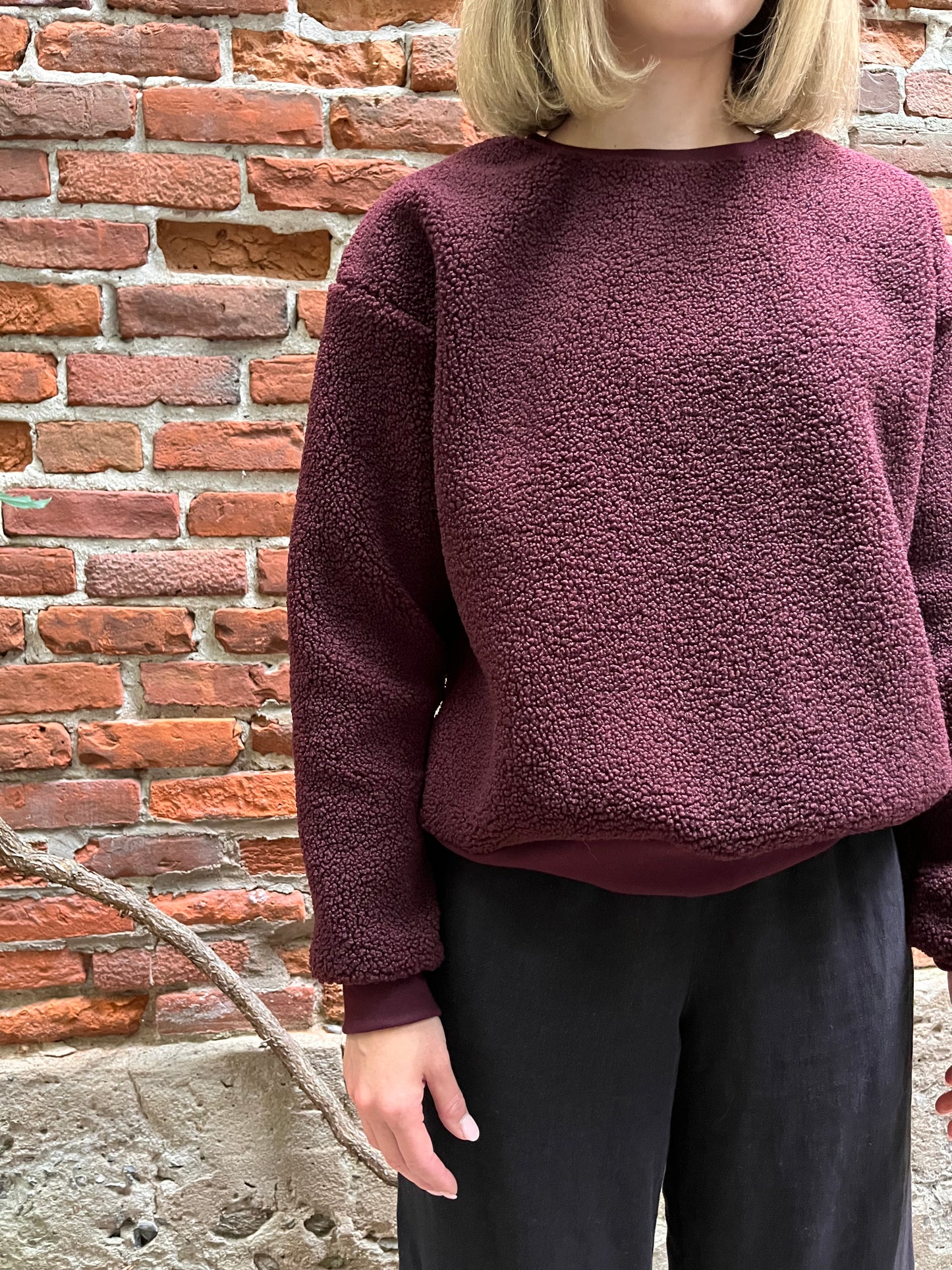 Extra thick sherpa crewneck- Dark Burgundy