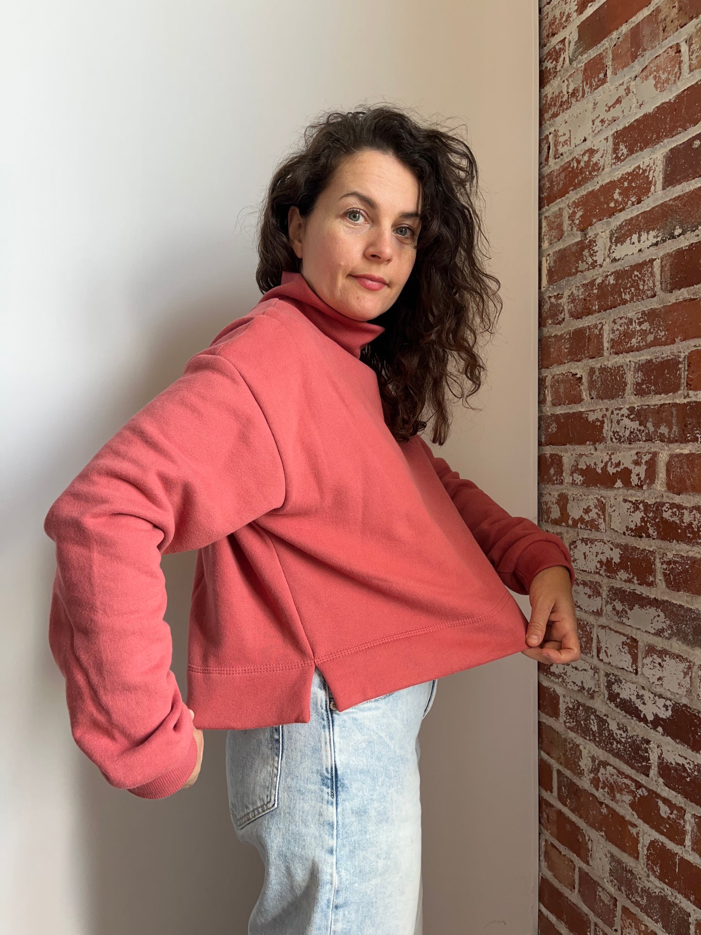 Nuage high neck sweatshirt- raspberry mousse