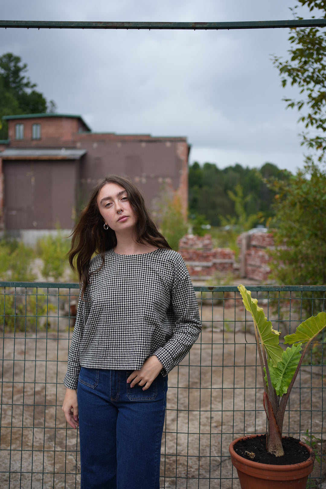 Haut ample en mélange de coton et de lin – vichy noir et crème