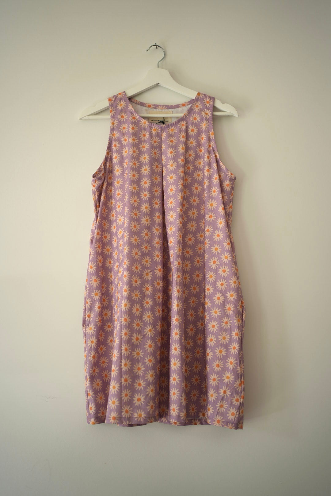 Robe-tente à marguerites violettes – convient au M/L
