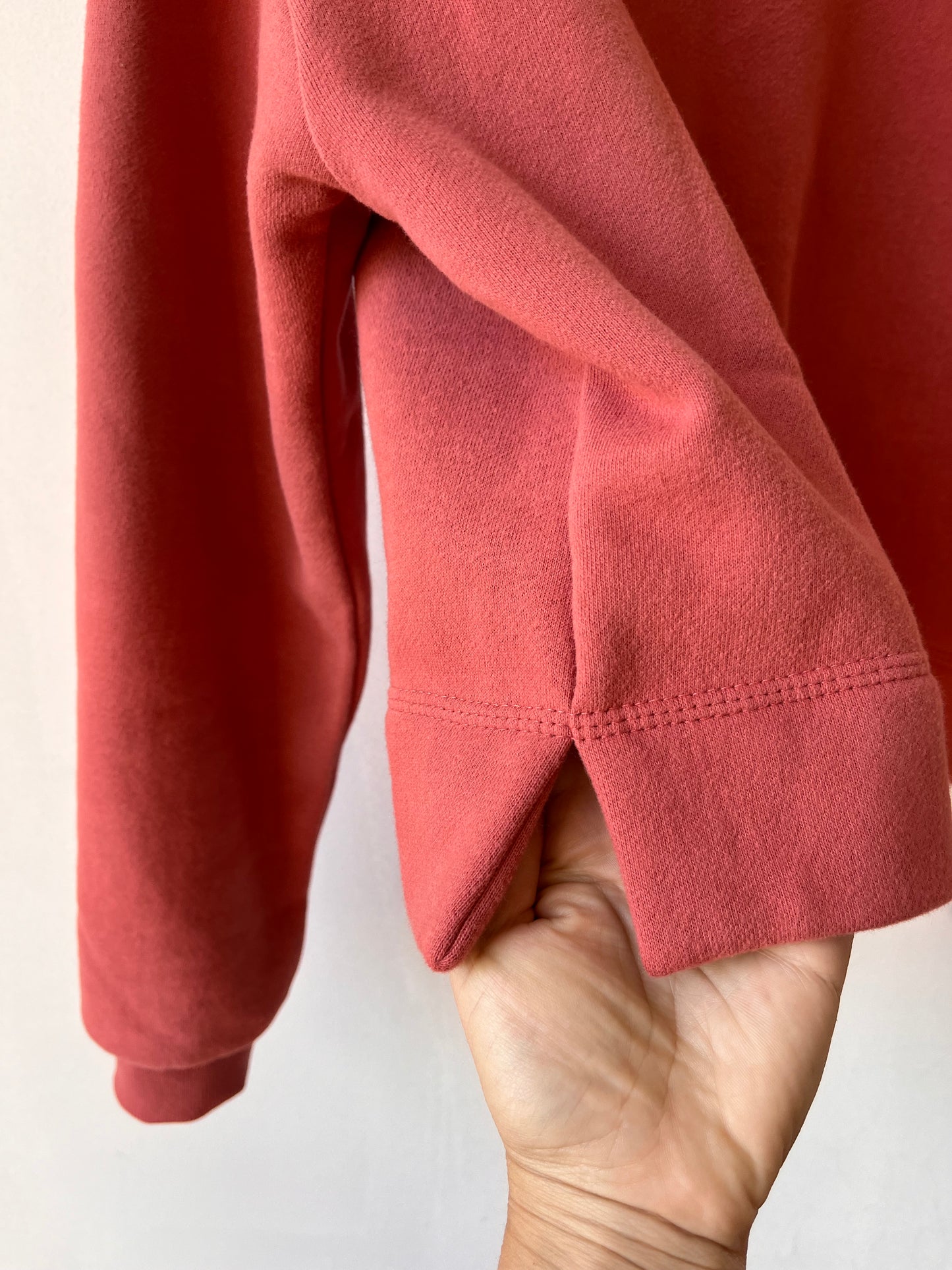 Nuage high neck sweatshirt- raspberry mousse