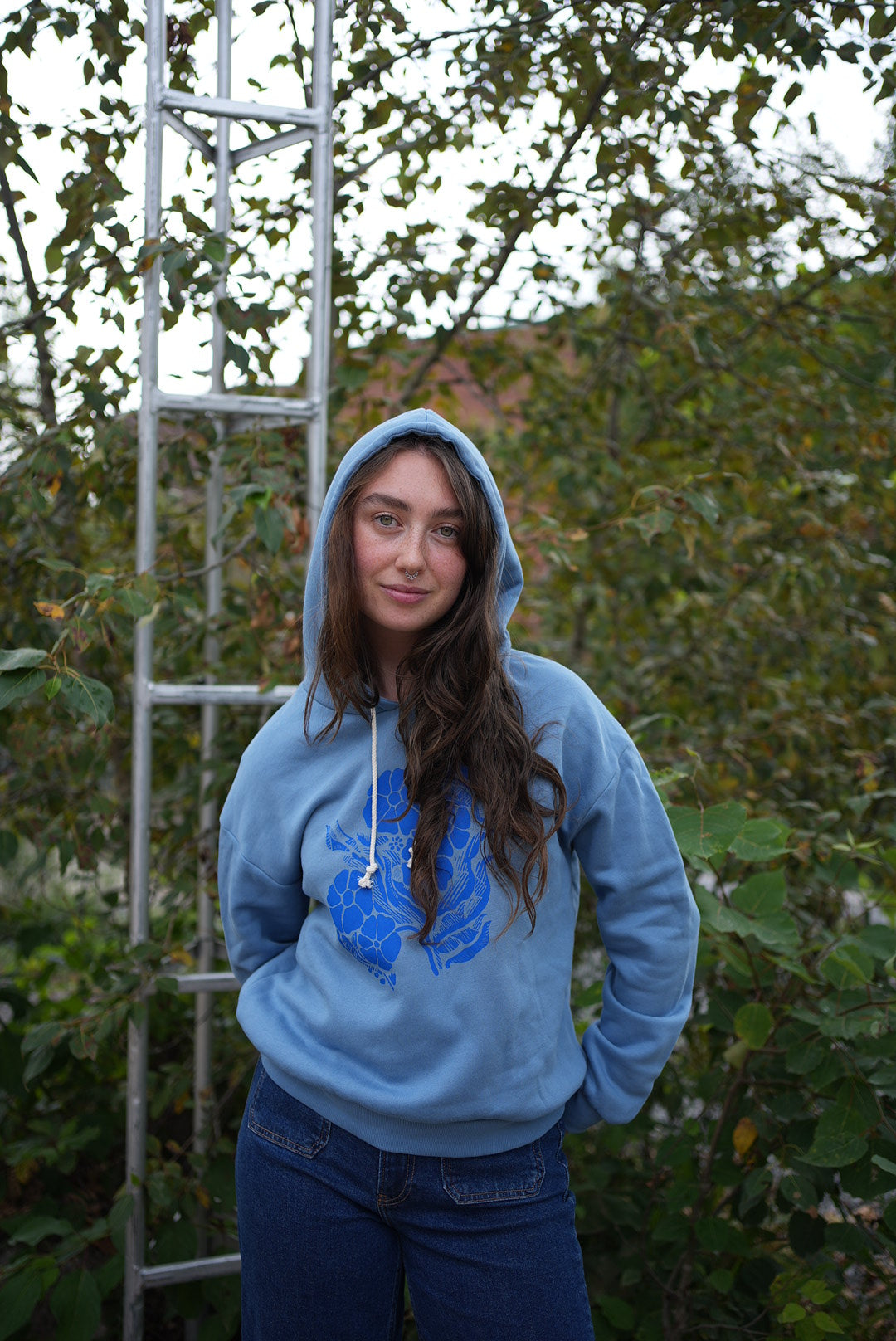 Organic cotton hoodie - blue flowers
