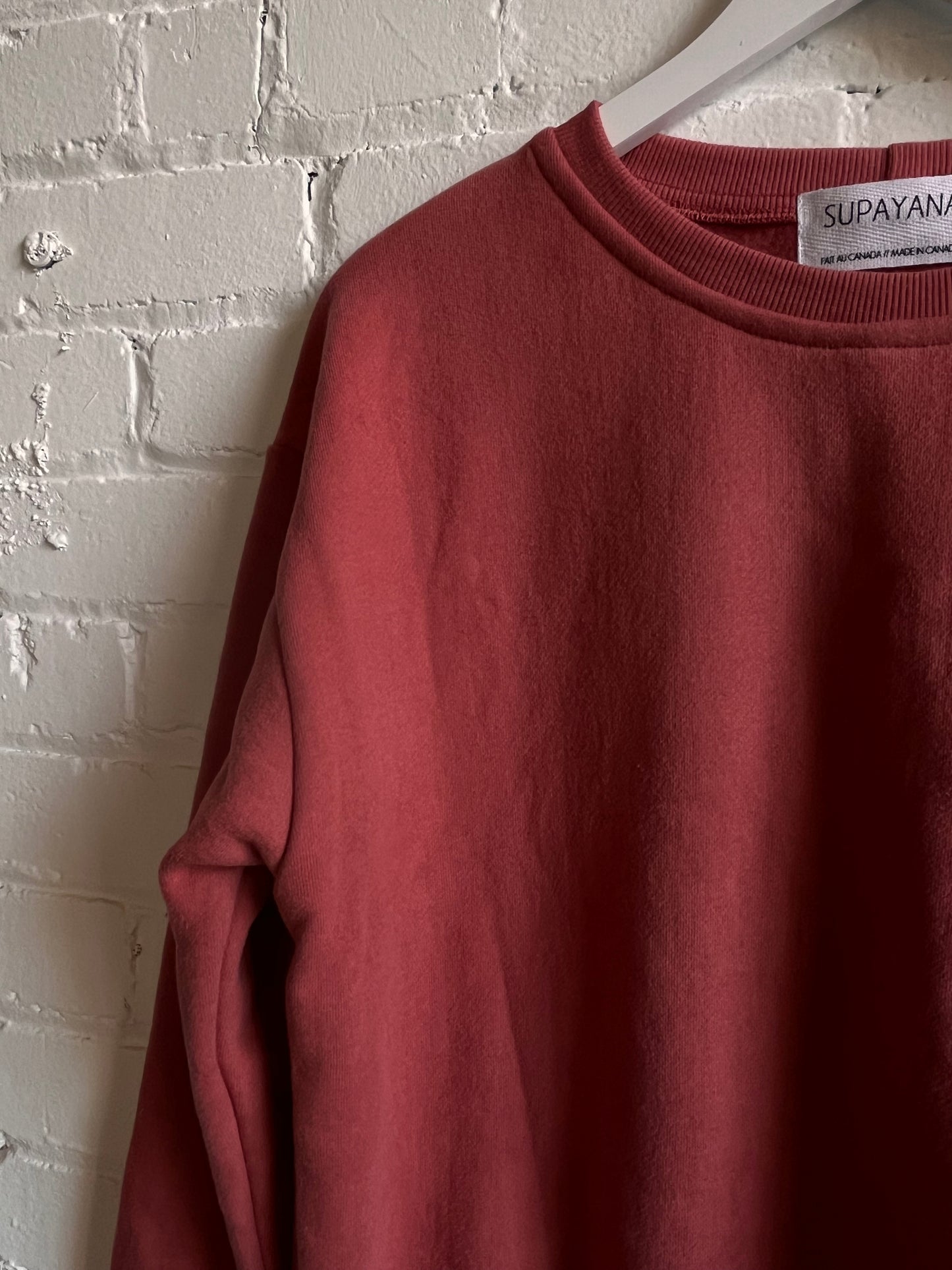 Classic crewneck- raspberry mousse