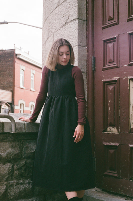 Madeleine dress- Linen/ Organic cotton blend- Black