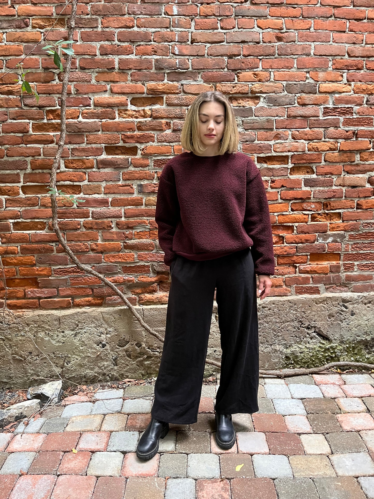 Extra thick sherpa crewneck- Dark Burgundy