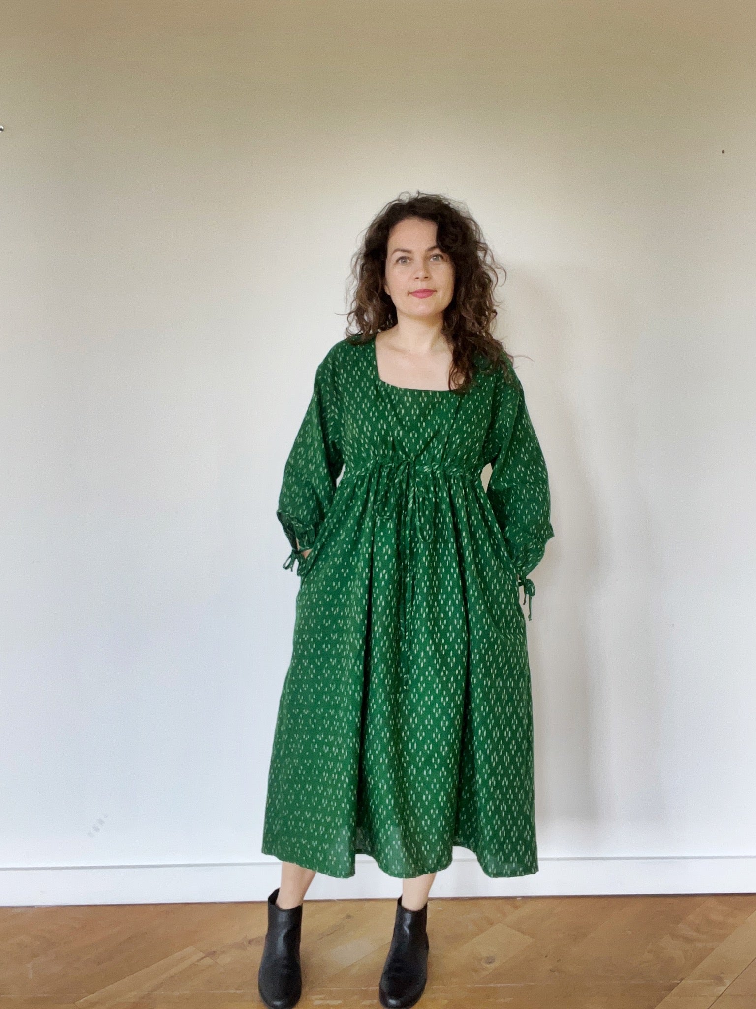 Robe commune vert pin- FABRIQUÉE SUR COMMANDE