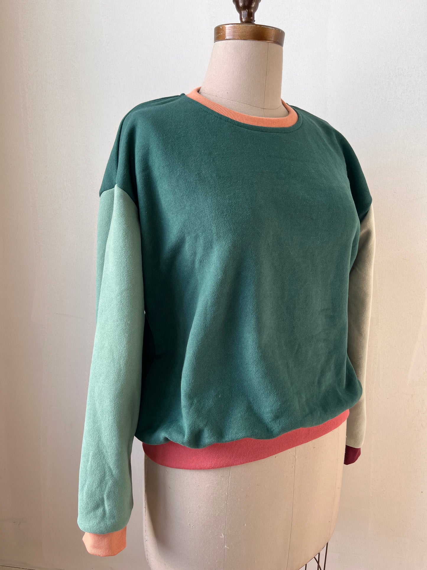 Colourblock sweatshirt