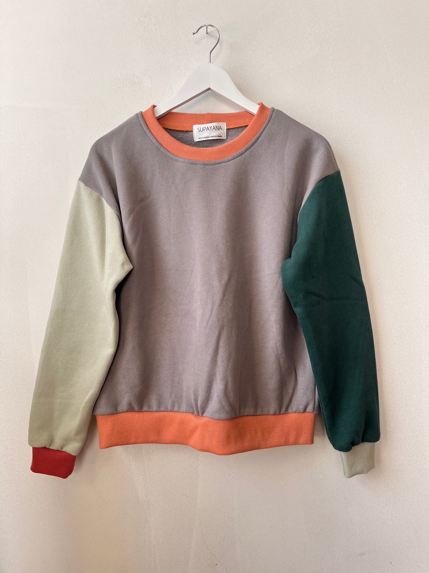 Sweat-shirt colorblock C (Taille XS/S)