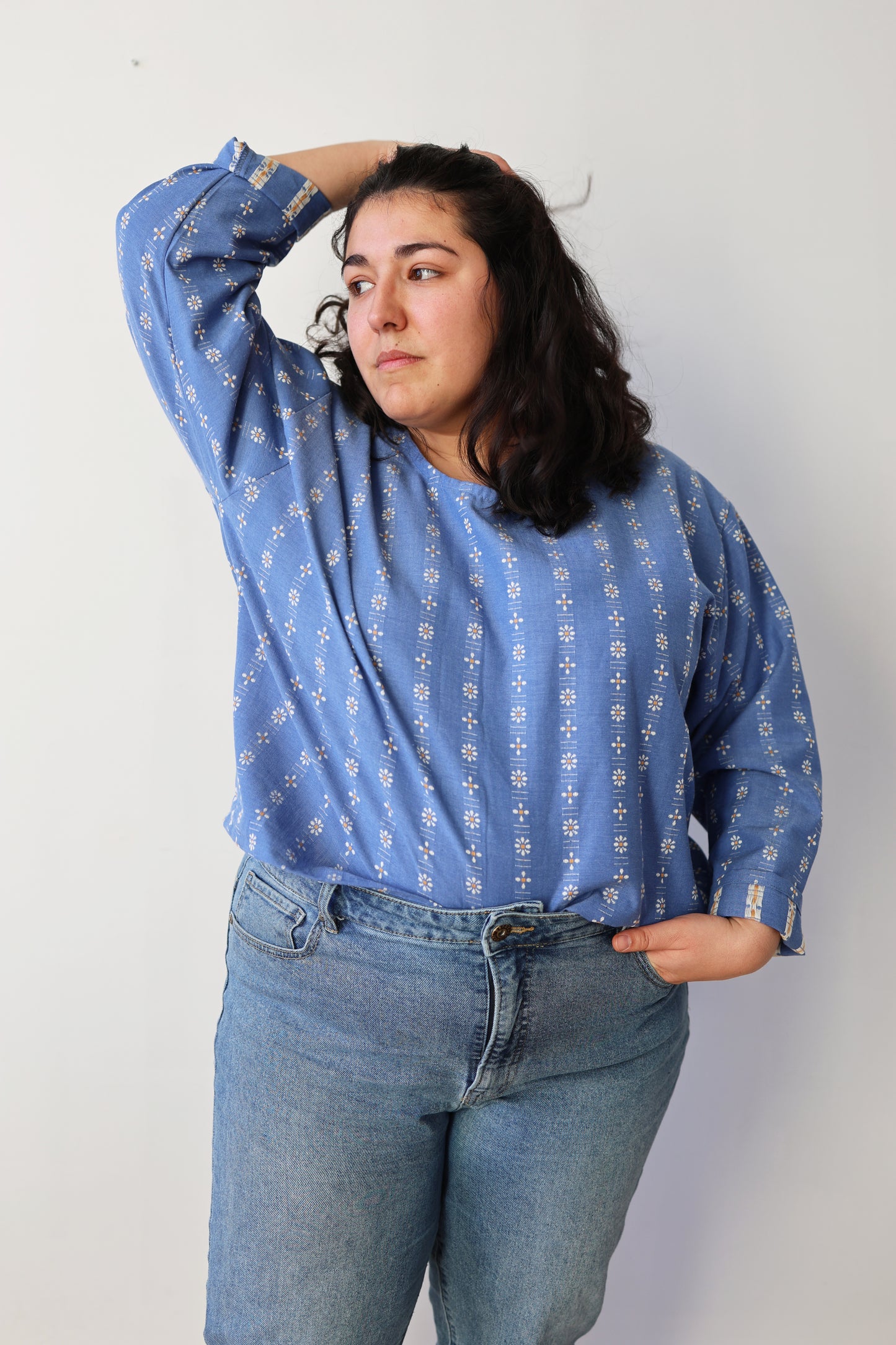 Daisies long sleeve top- cornflower blue