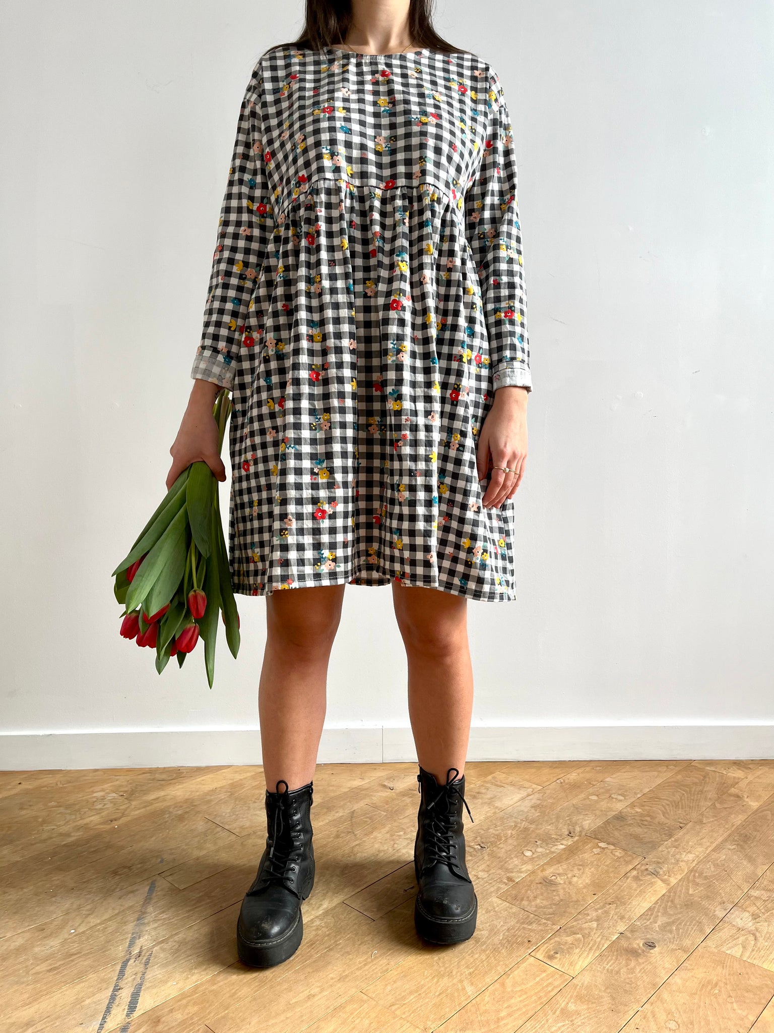 READY TO SHIP L/XL Gingham floral dress